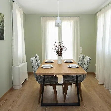 Tetrapolis Keos Dom wakacyjny